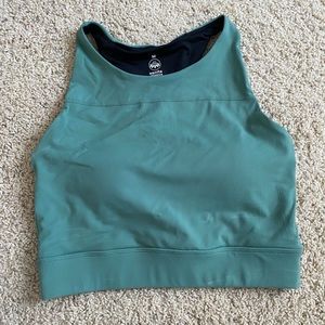 Senita Athletics Malibu Crop Top / Sports Bra